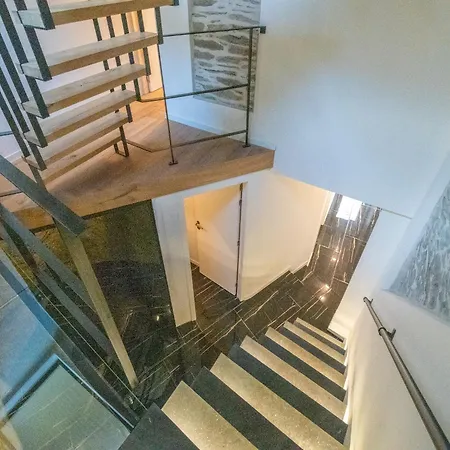 In With Castle Views * La-Roche-en-Ardenne